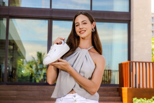 Elegantní tenisky: Nečekané spojení, které letí