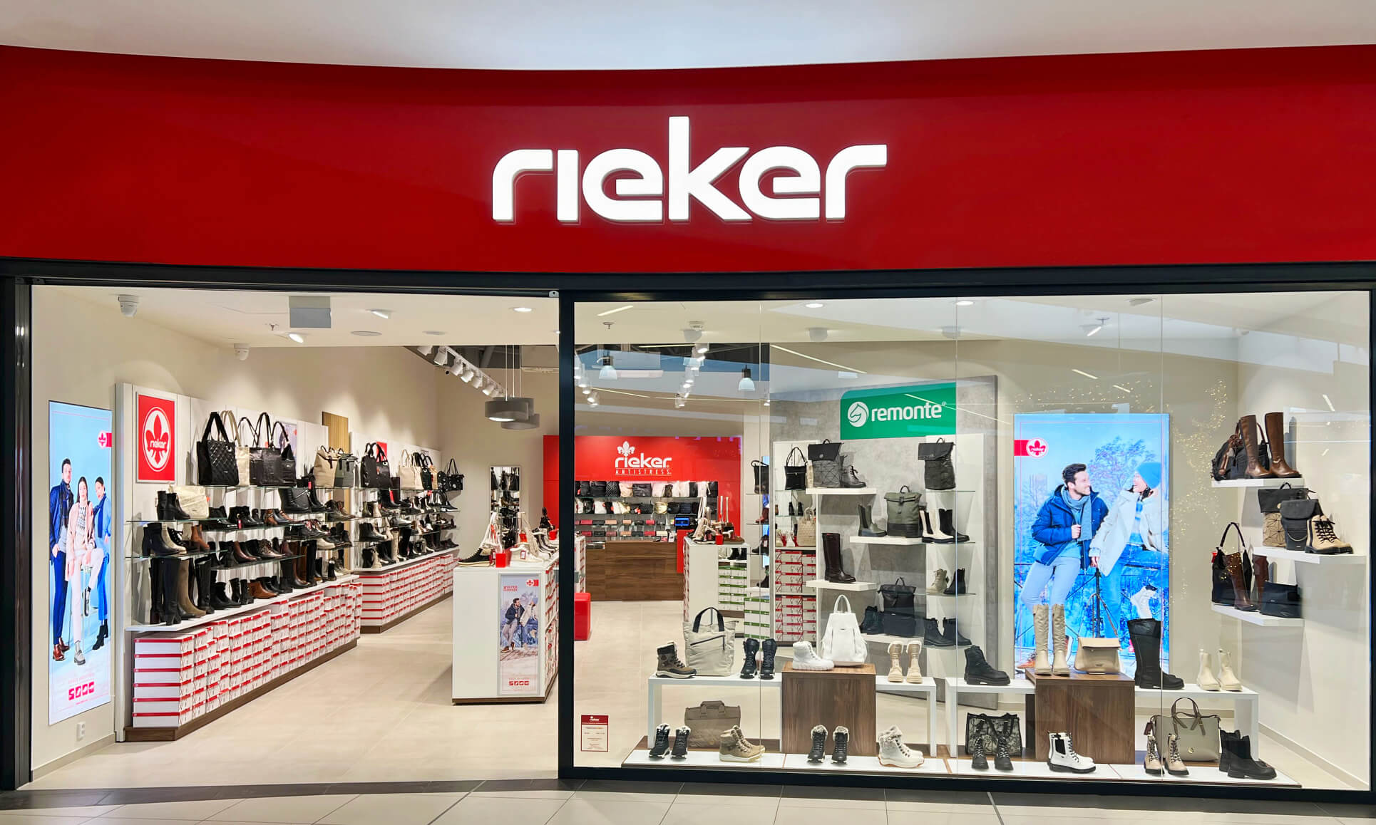 Slavnostn Otev en Nov Prodejny Rieker Rieker eshop cz